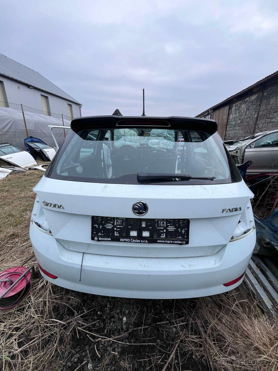 Škoda Fabia 3 na dily - 5