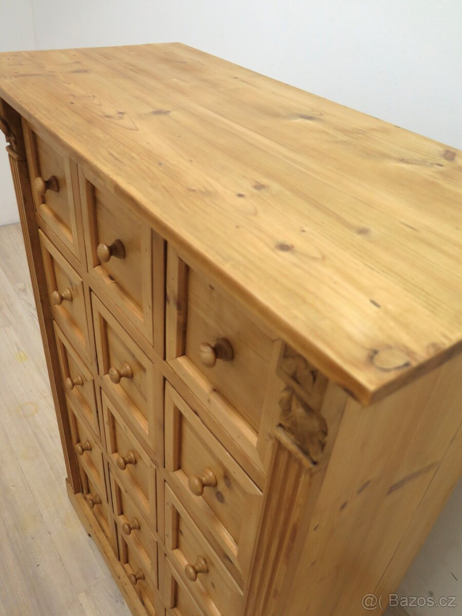 Krásný regál z masivu - 5
