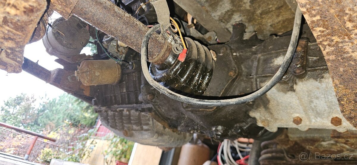 Škoda 120 motor s převodovkou - 5