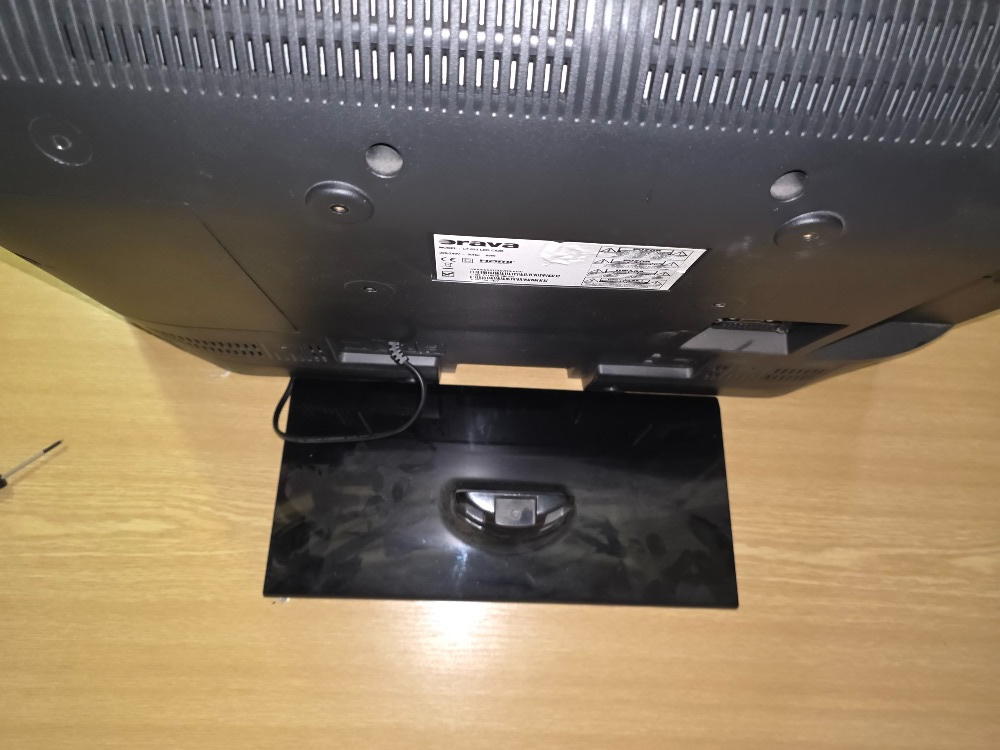 Televize Orava LT 823 LED C82B - 5