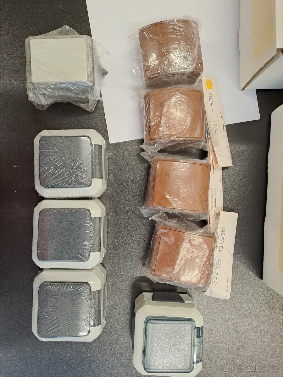 Zásuvky a vypínače ABB - 5