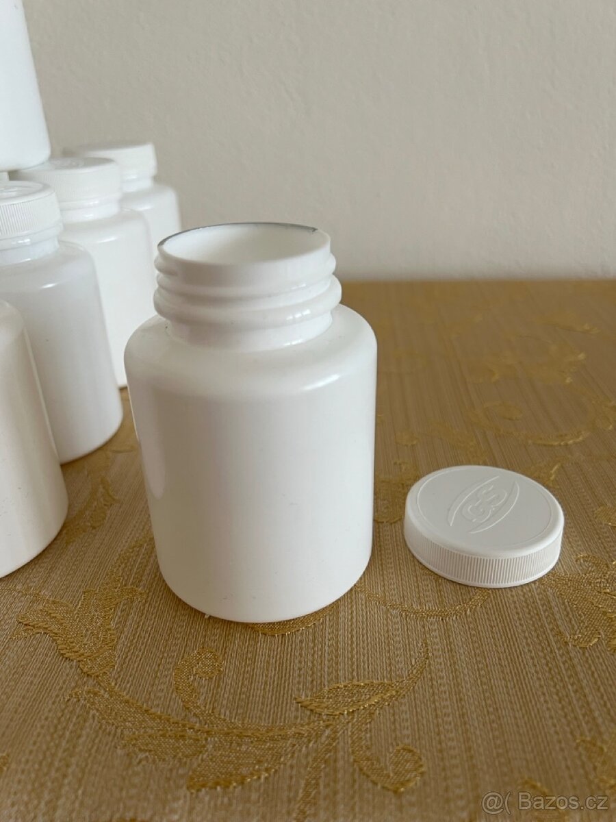 Bílé plastové dózy - 5