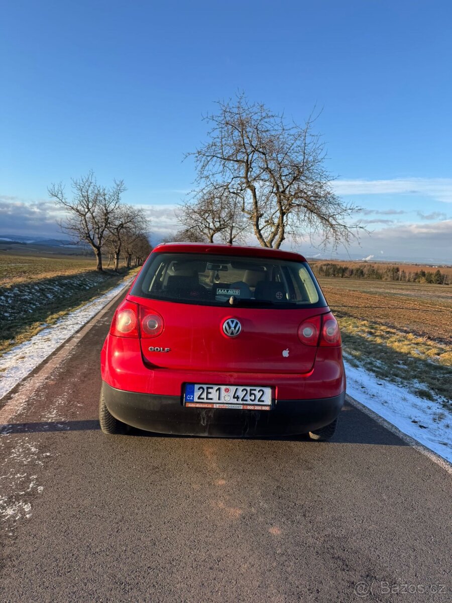 Volkswagen Golf V 1.4 FSI, r. 2006 - 5