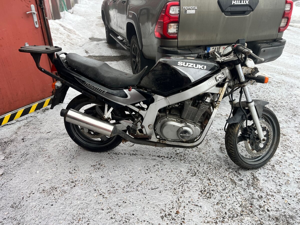 Suzuki gs 500 - 5