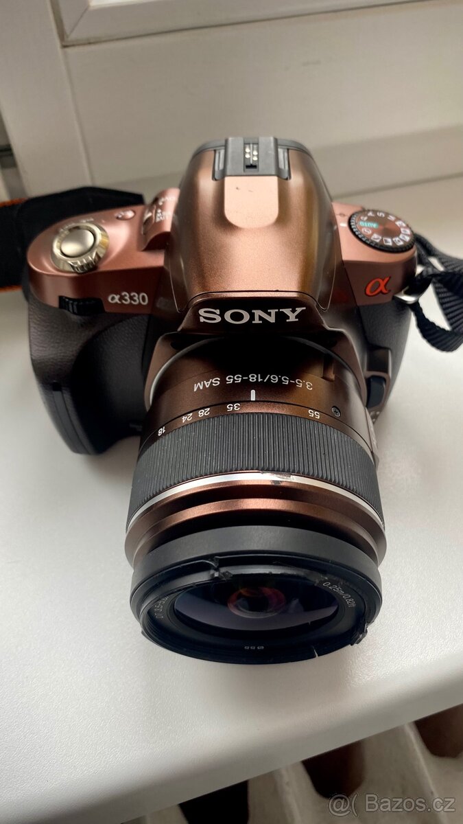 Sony Alpha A330 digitální fotoaparát - 5