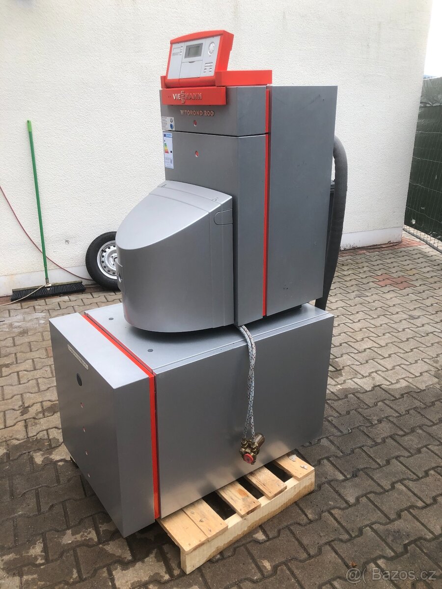 Prodám litinový kotel na olej 18 - 20 Kw - 5