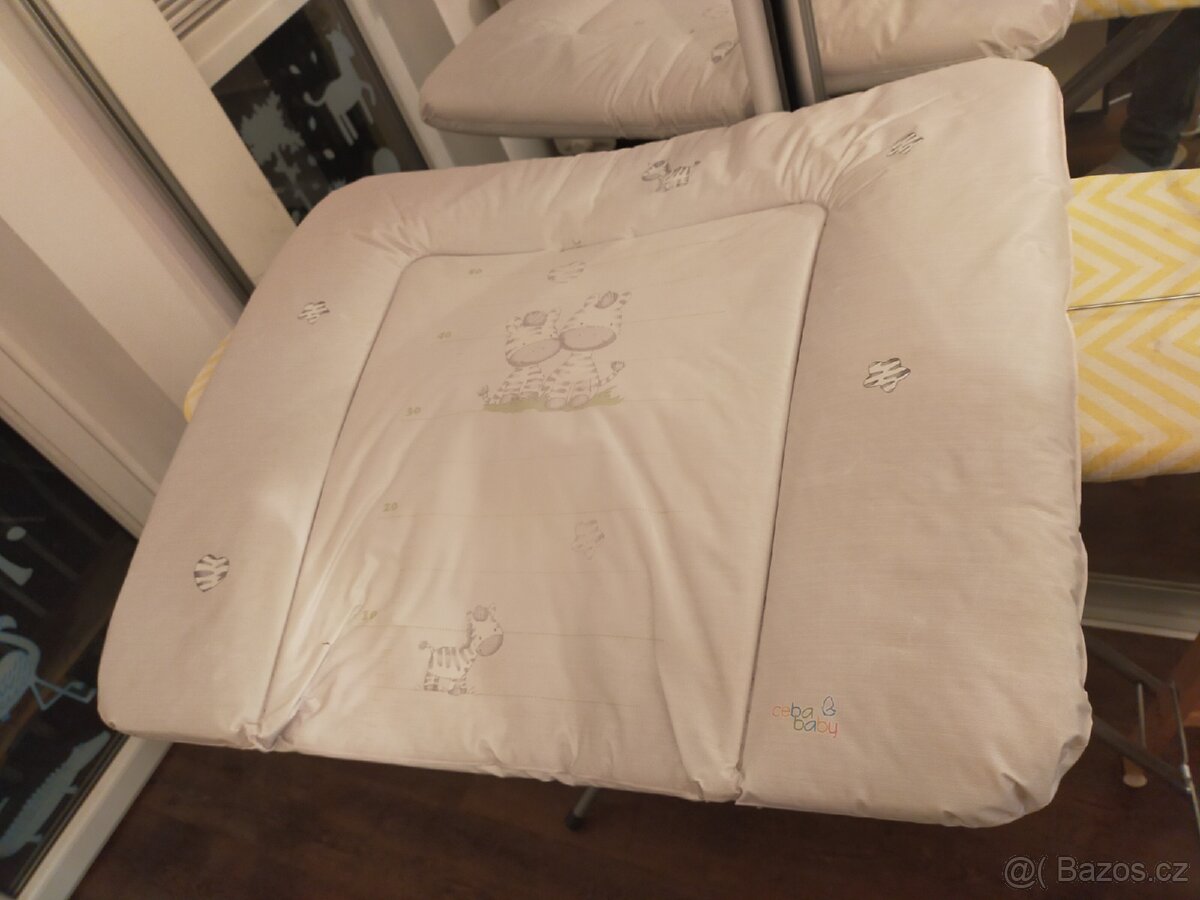 Přebalovací pult na stůl nebo komodu - 5