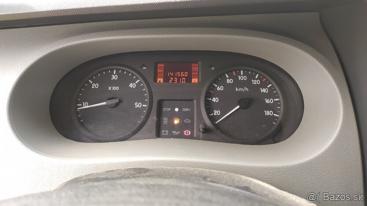 Obytné auto - karavan - Renault - 5