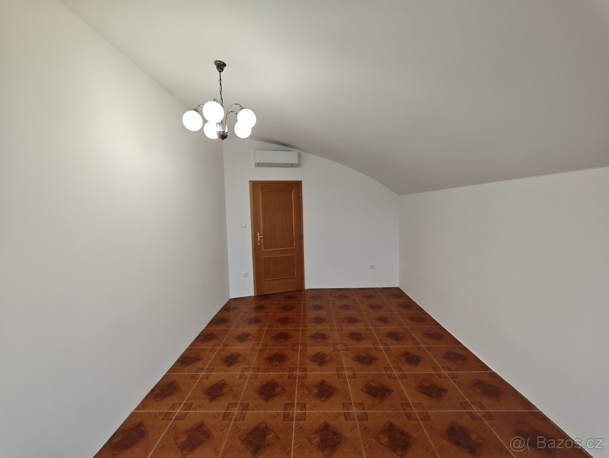 Pronájem bytu 2+1 63 m², Pardubice - Zelené Předměstí - 5