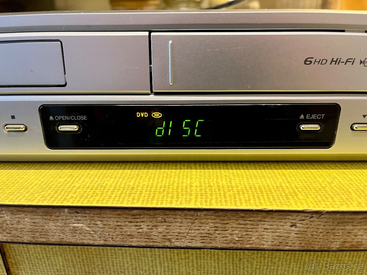DVD/VHS přehrávač LG - 5