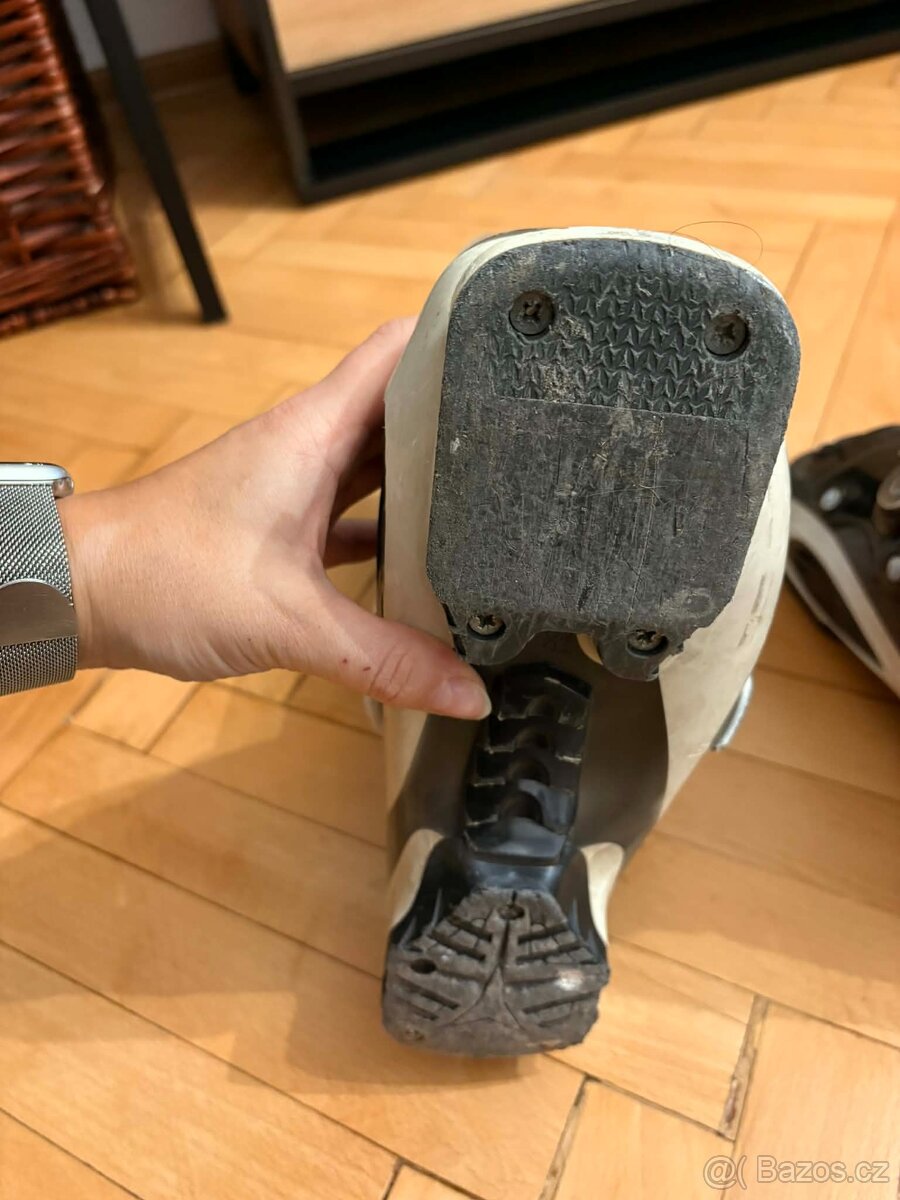 Lyžáky/přeskáče Atomic 23/23.5 - 5