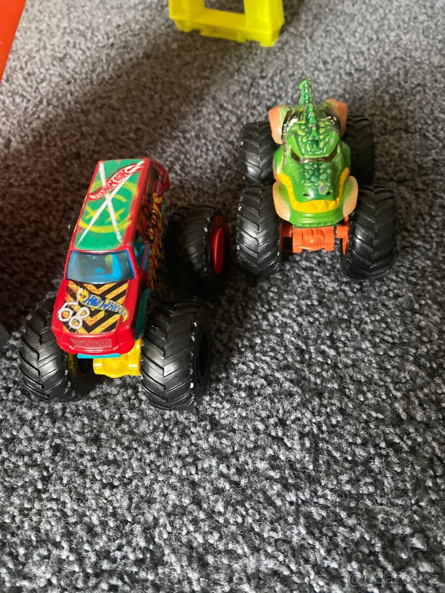 Hot Wheels - 5