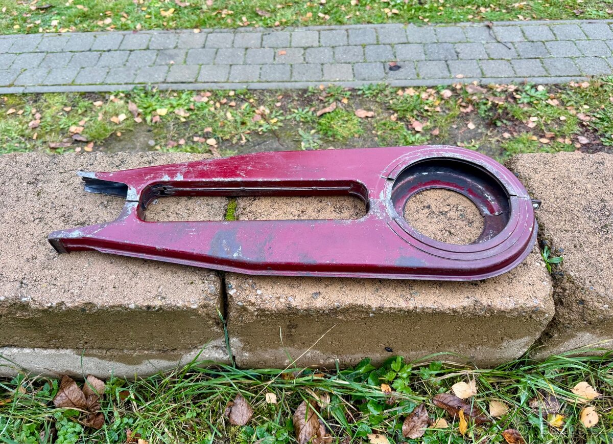 Jawa CZ 125 150 kyvacka pulbuben - kryt retezu - 5