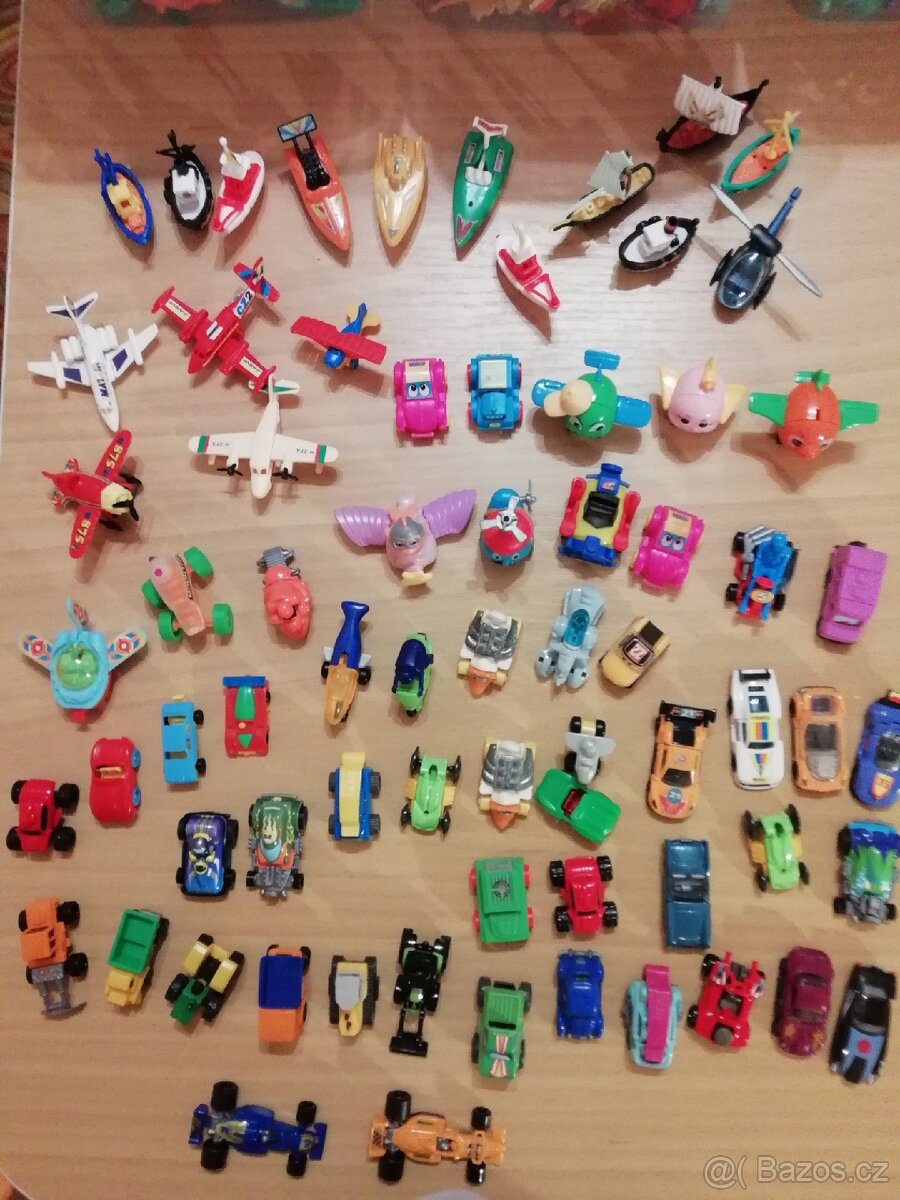 350 kusů kinder technika - 5