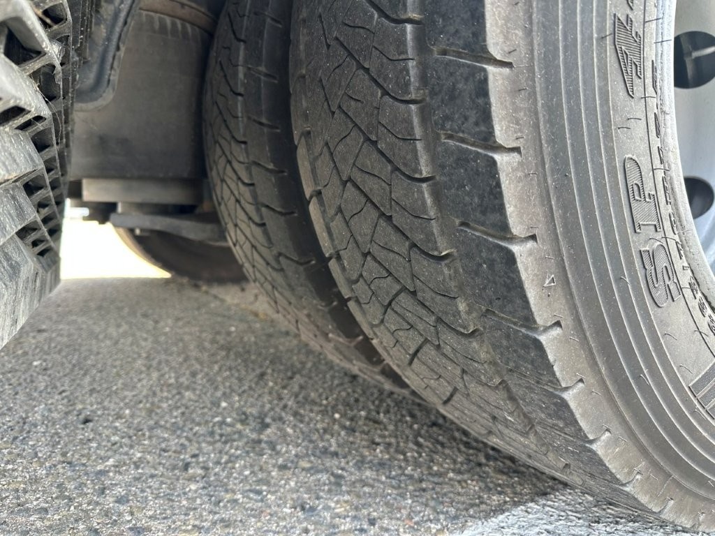 MAN TGL 12.250 , skříň, čelo, klima E6 - 5