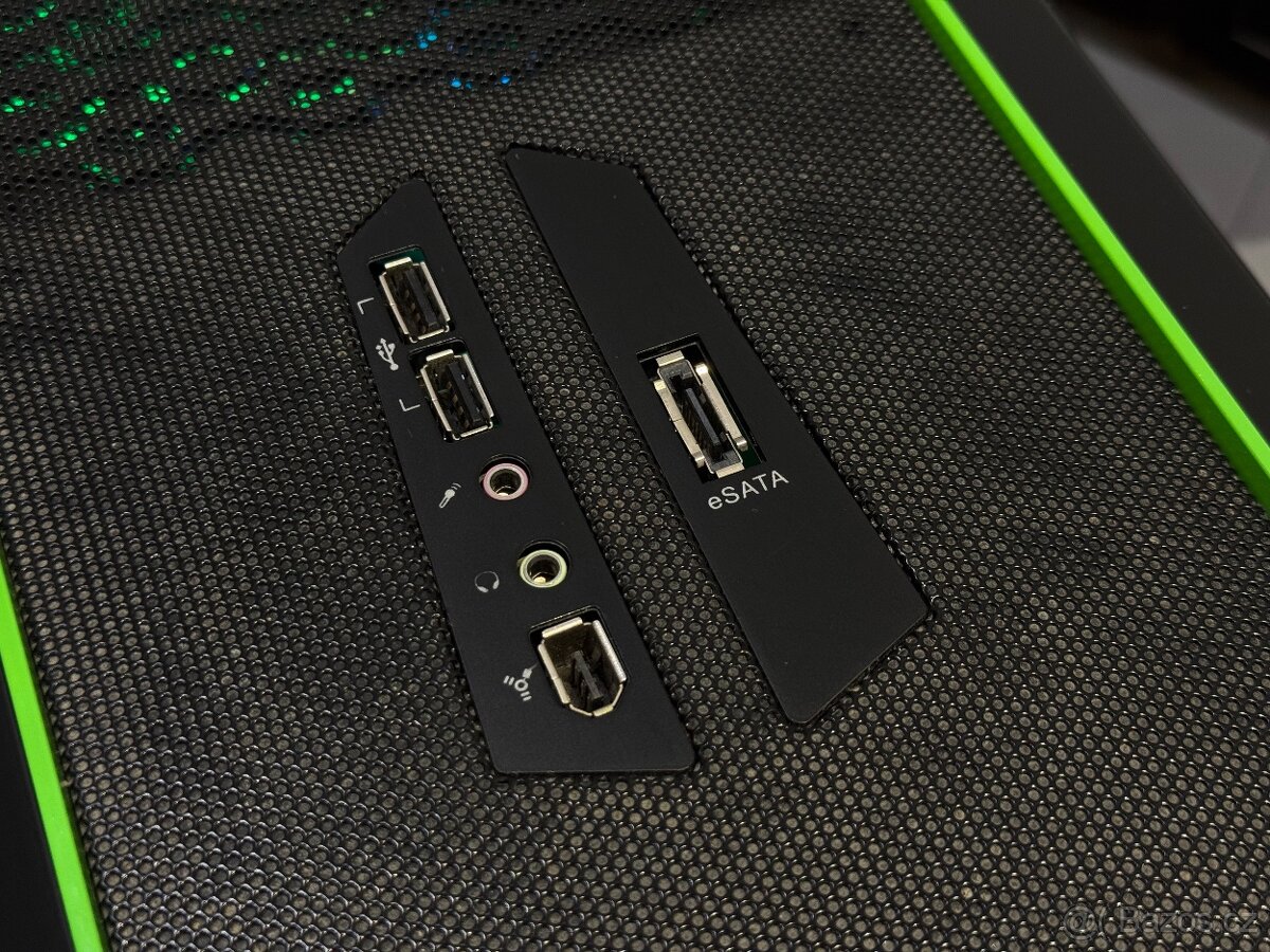 Cooler Master CM 690 NVIDIA Edition - 5