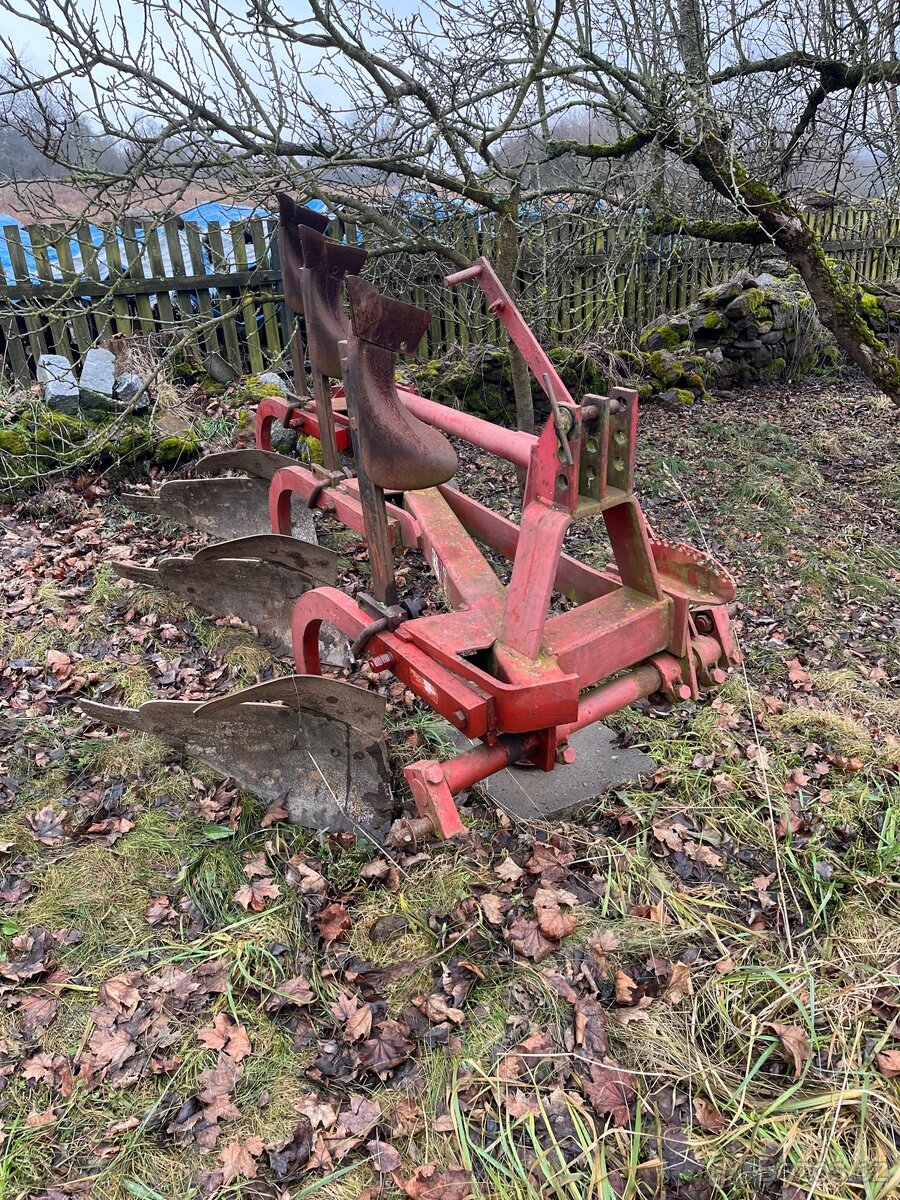 Tříradličný pluh (troják) - 5