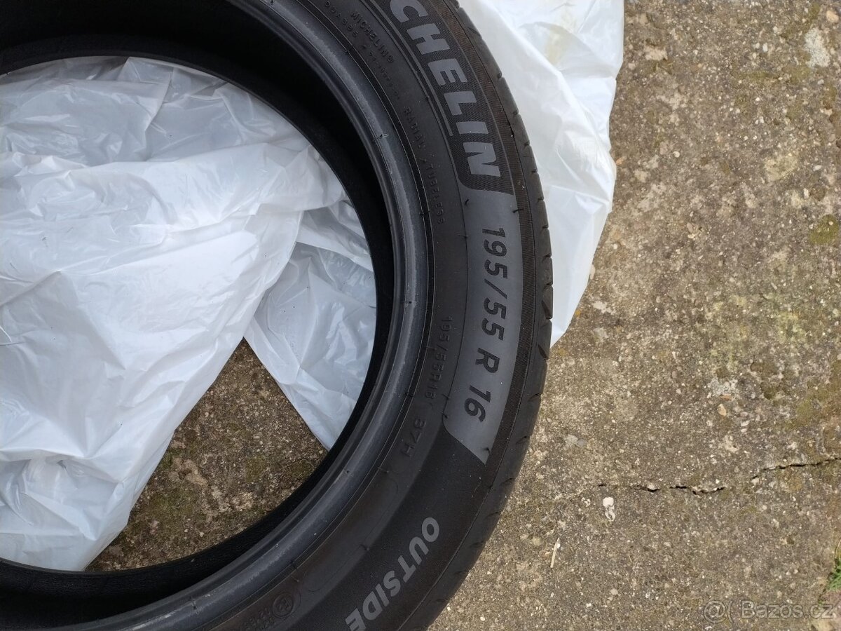 Prodám pneu MICHELIN - 5