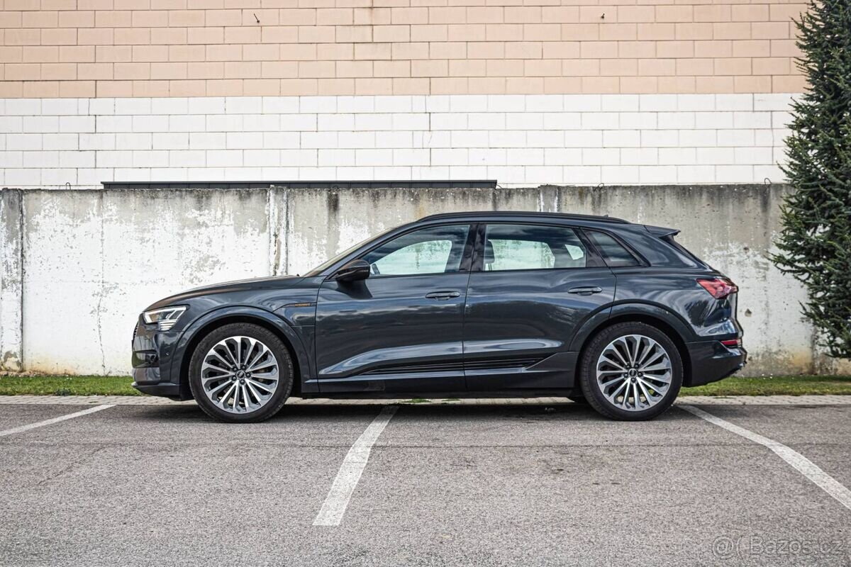 Audi E-tron 55 quattro S line - 5