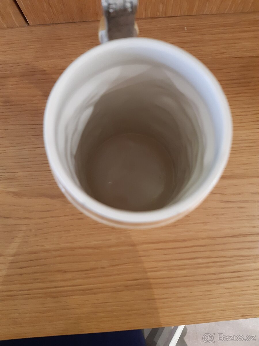 Starožitný korbel s cínovou pokličkou - 5