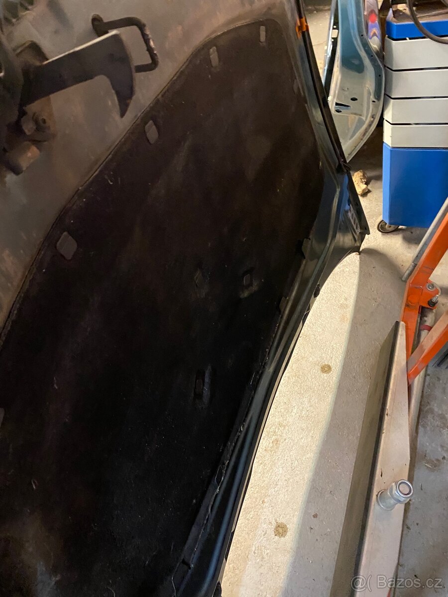 Octavia 2 prdni kapota - 5