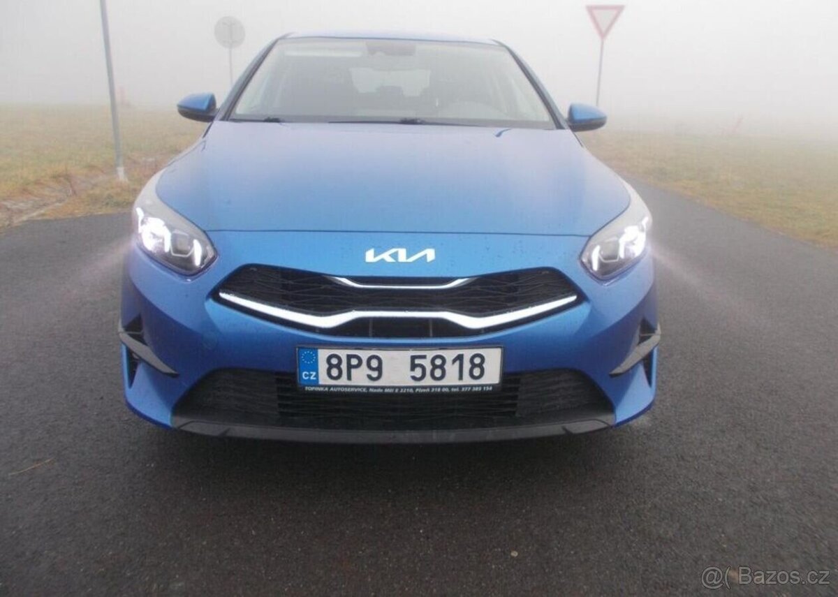 Kia Cee´d 1,5 1 maj koup ČR DPH benzín manuál 118 kw - 5