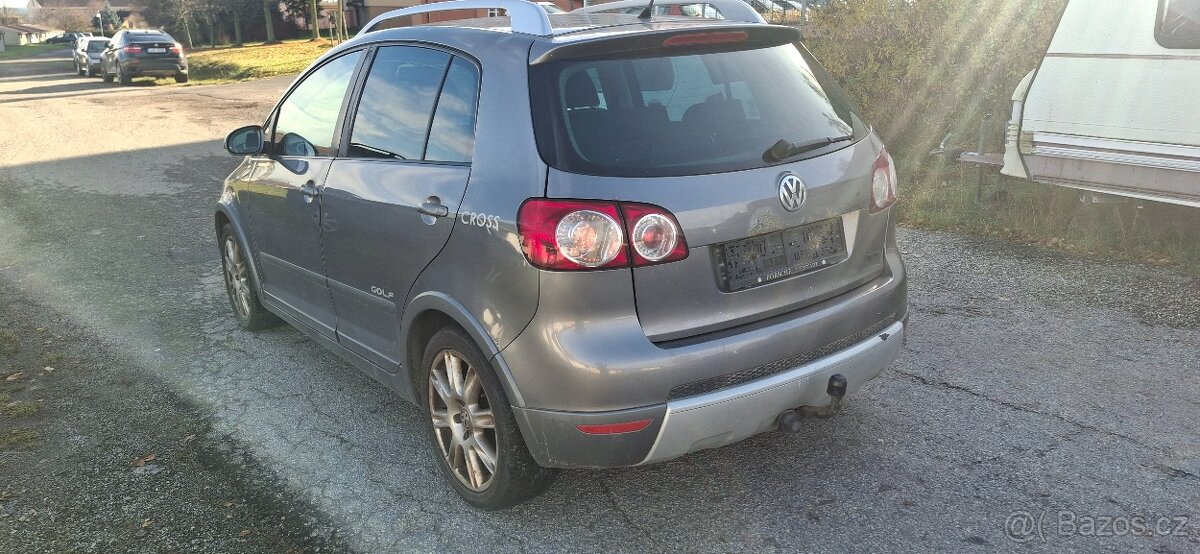 Golf plus cross 1.9tdi77kw - 5