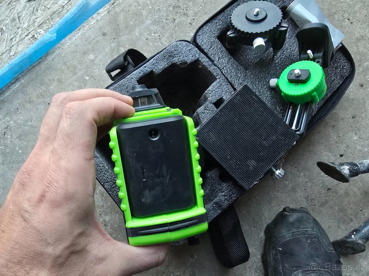 Prodám laser - barva paprsku zelená - 5