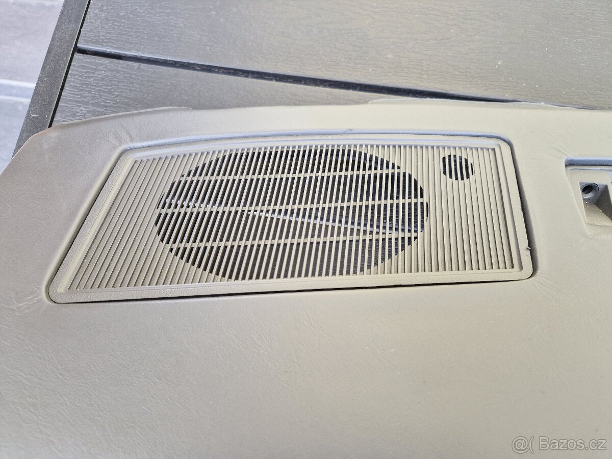 Cadillac Deville palubní deska - 5