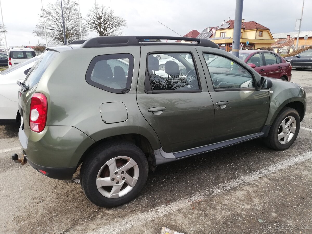 Duster 4x4,tažné - 5