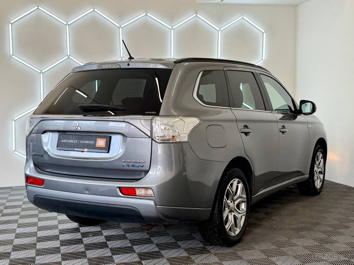 Mitsubishi Outlander, 2.0 PHEV 4WD | Plug-in Hybrid - 5