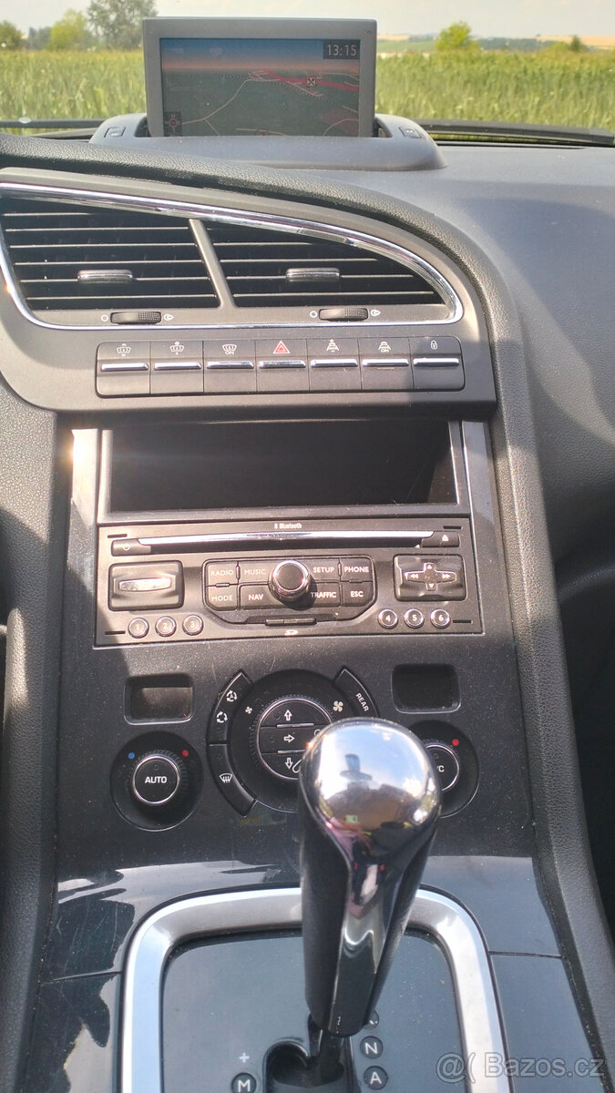 Peugeot 5008 - 5