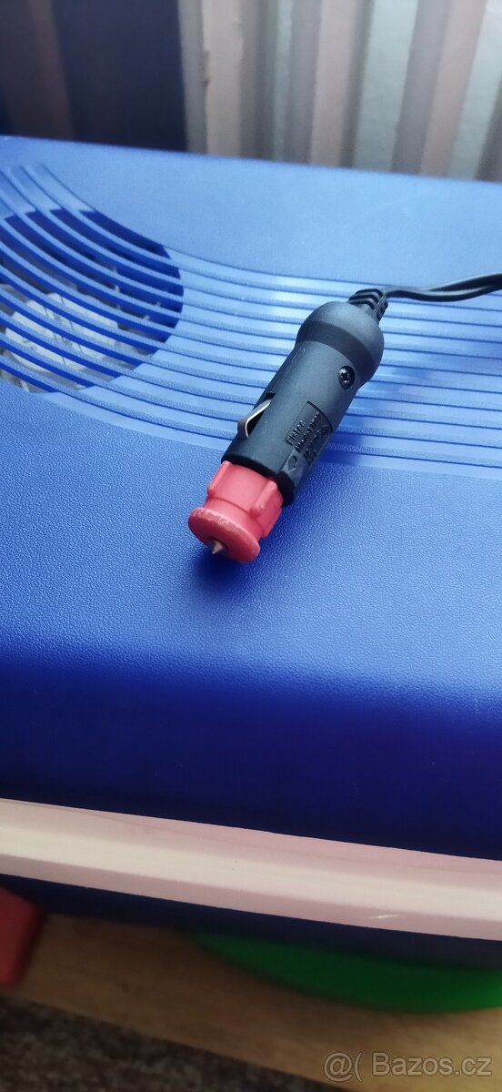 Termoelektrická autochladnička EZETIL E25 12 V 4A - 5