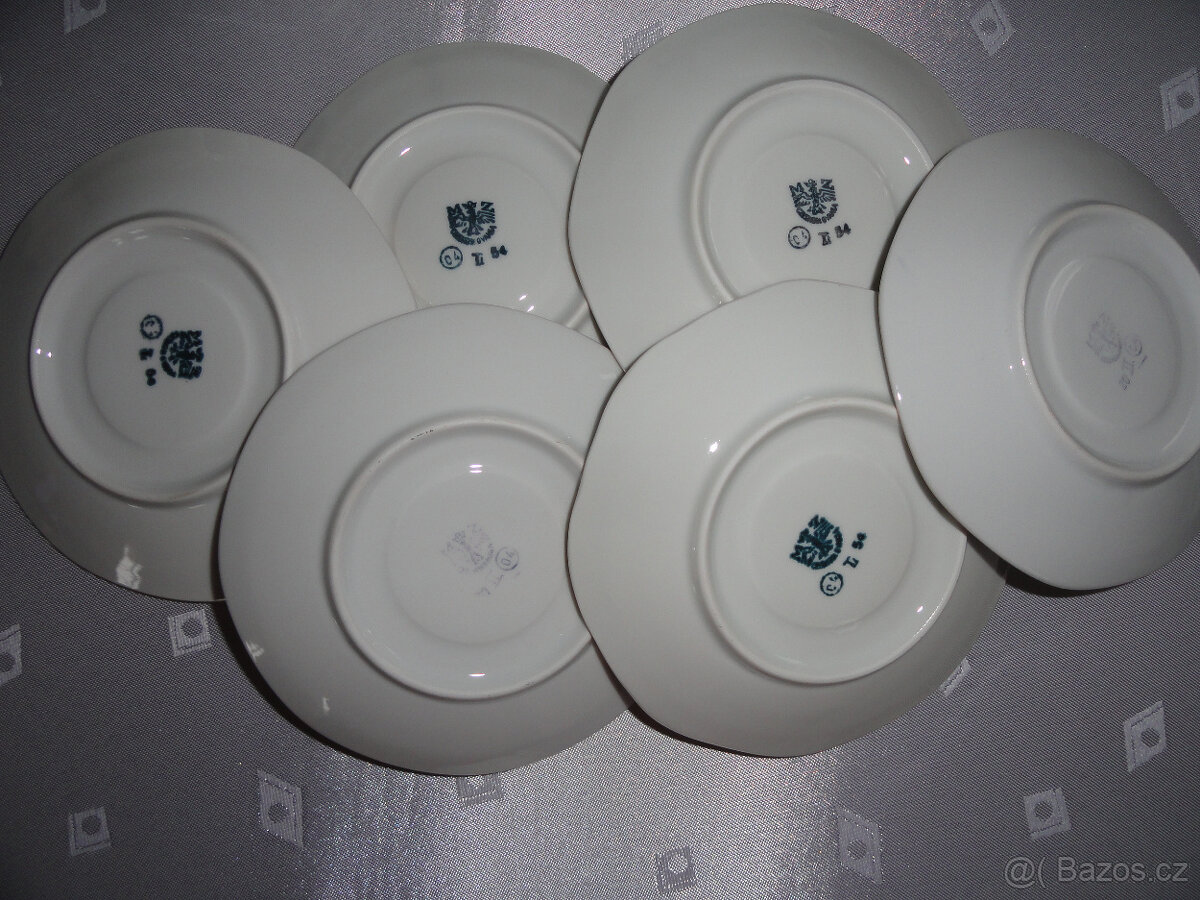 Hrnečky s podšálky - 5