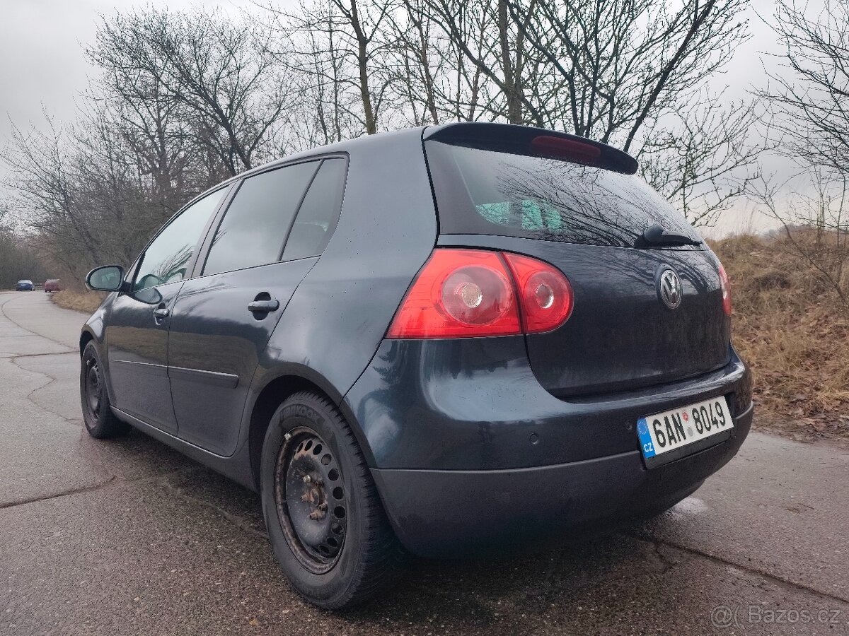 Volkswagen Golf 5 - 5