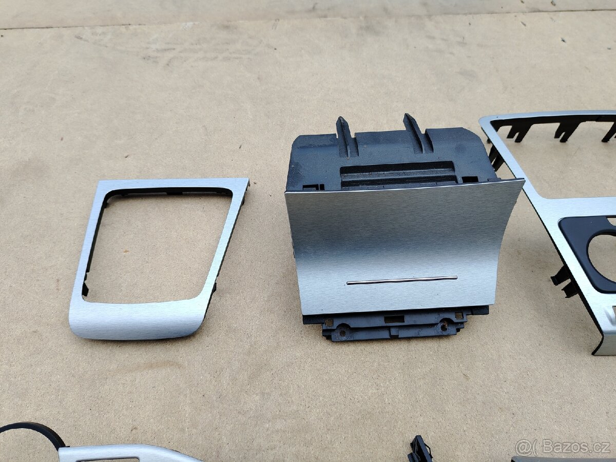 RS dekor Škoda Octavia 2 - leštěný hliník - 5