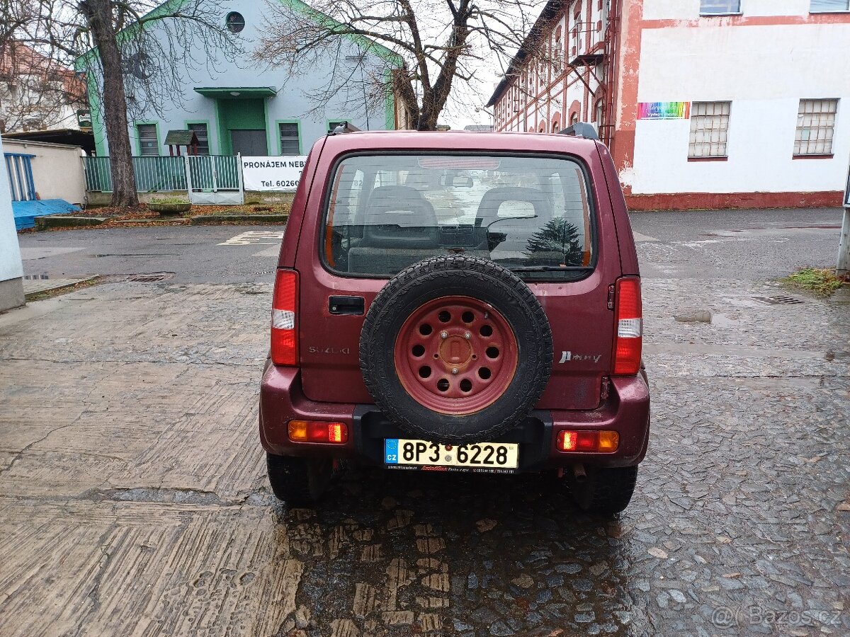 Suzuki Jimny 4x4 1.3 - 5