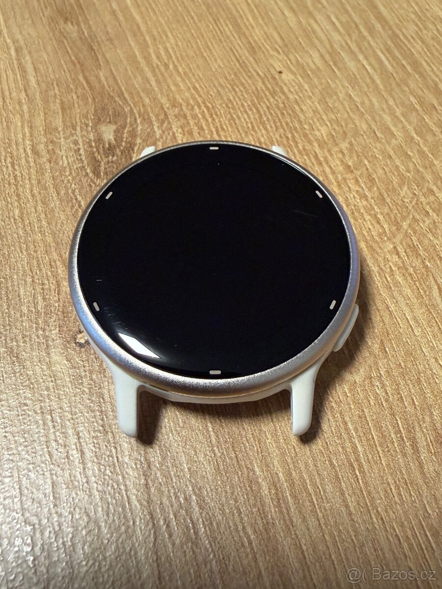 Garmin Vivoactive 5 + 6 řemínků - 5