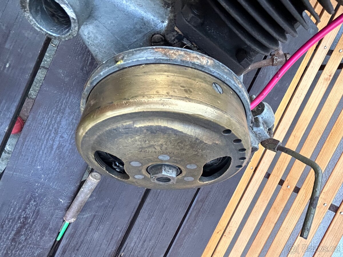 Čz Předválečná 175, přírubový motor - 5