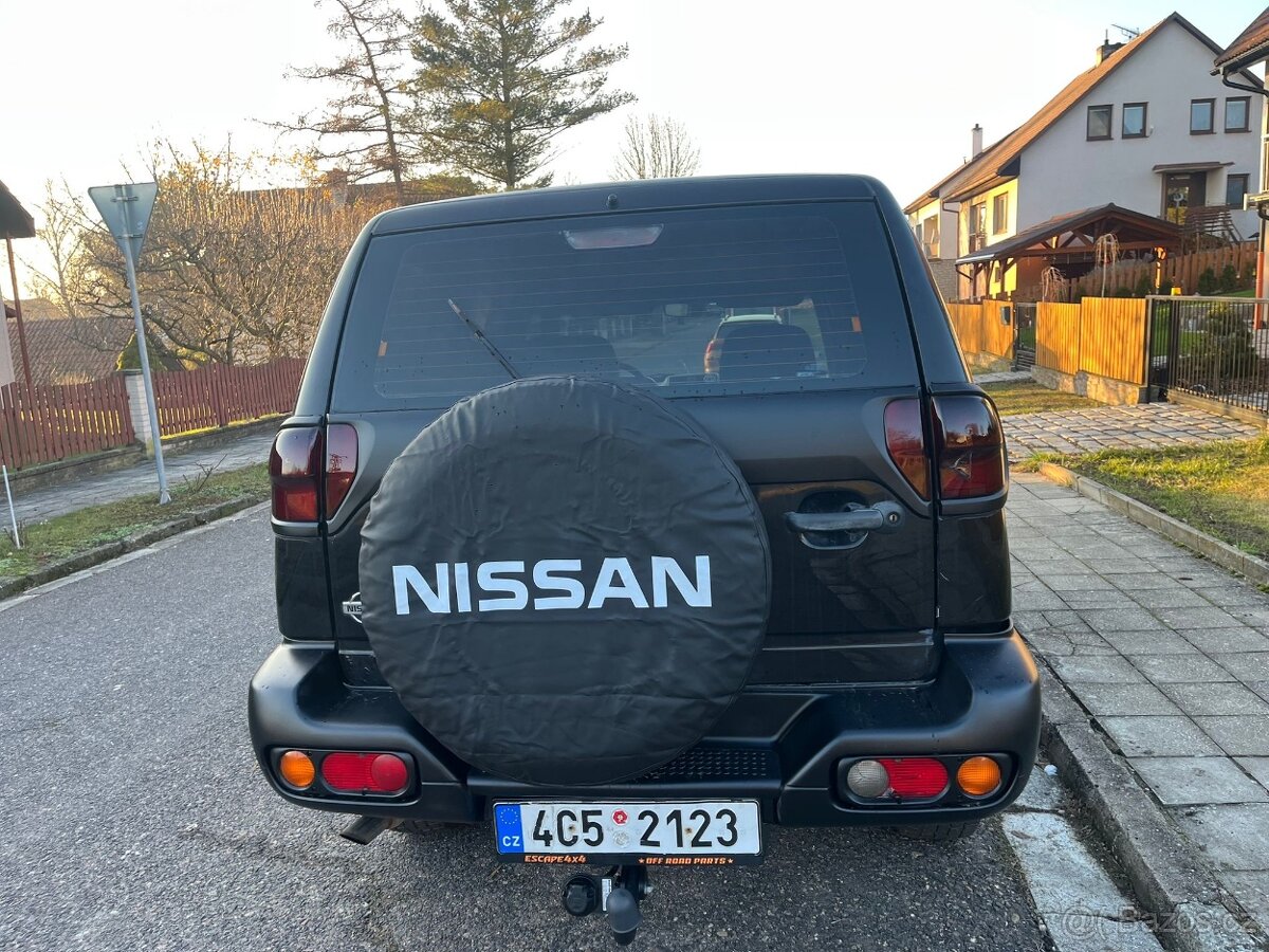 Nissan Terrano II 2.7 TD - 5
