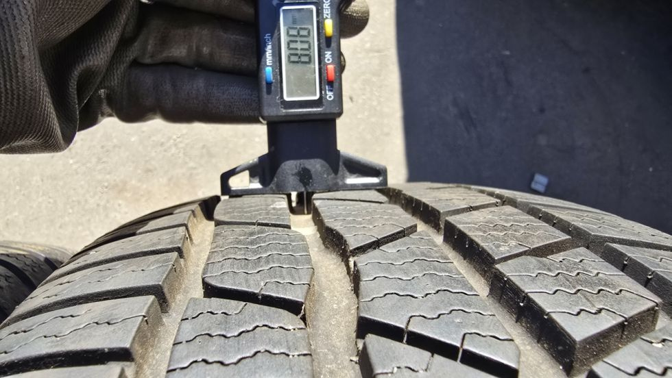 Zimní pneu 205/60/16 Continental - 5