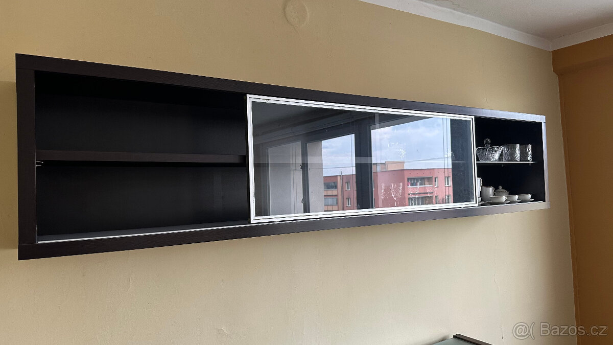 Komoda, nástěnná skříňka - 5