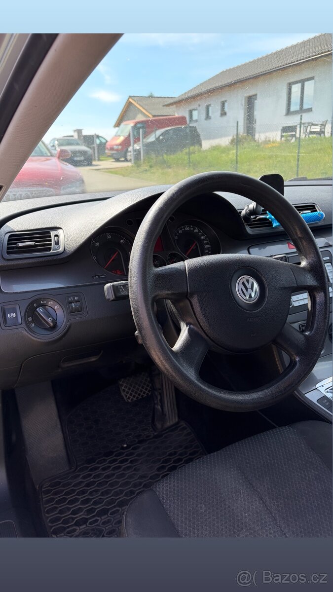 Volkswagen Passat - 5