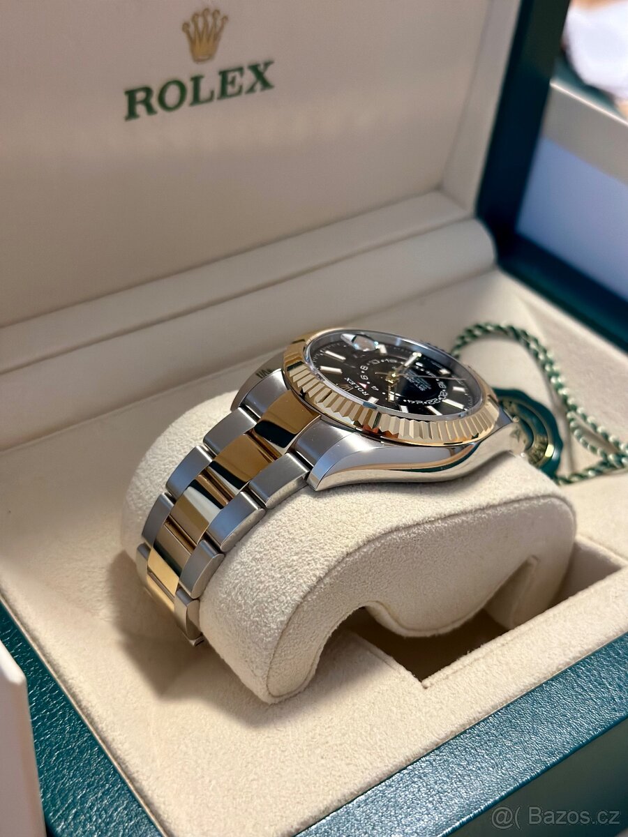 Rolex Sky-Dweller Black 42mm - 5