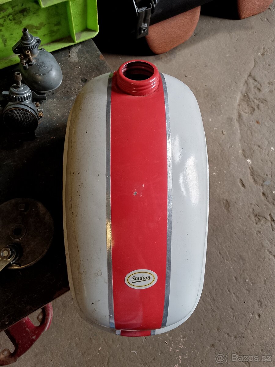 Náhradní díly na stadion S11, s22 - 5