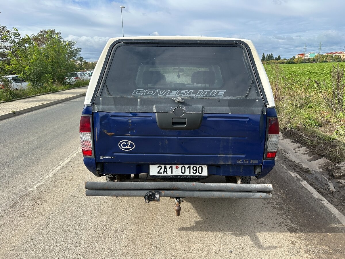 Nissan Double Cab 2.5 TDi 98kw, ČR,tažné,nová STK do 10/2027