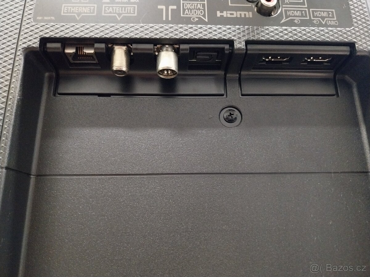 Prodám Televizi zn Panasonic Smart 55inch. - 5