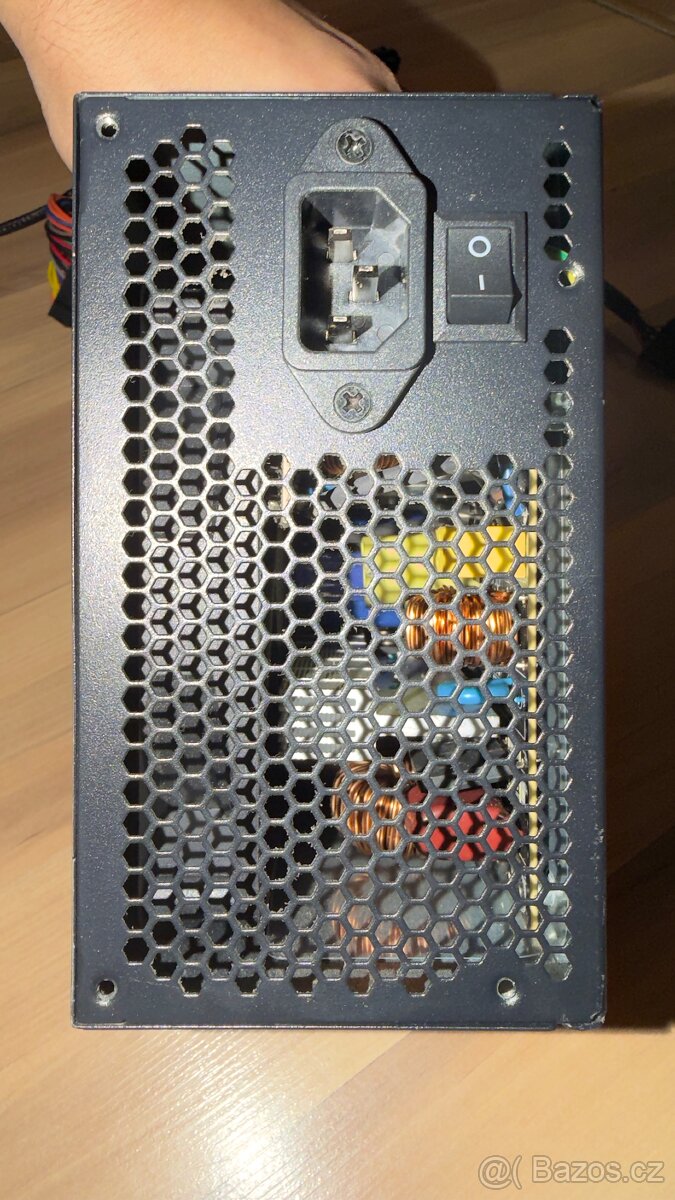 Zdroj GIGABYTE P650B 80Plus Bronze - 5