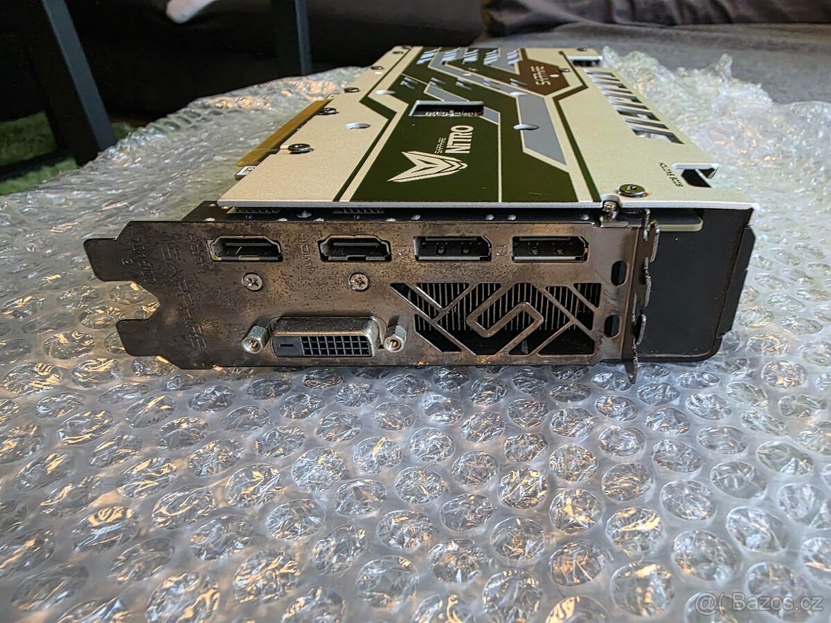 Sapphire NITRO+ Radeon RX 580 4GB GDDR5 - 5