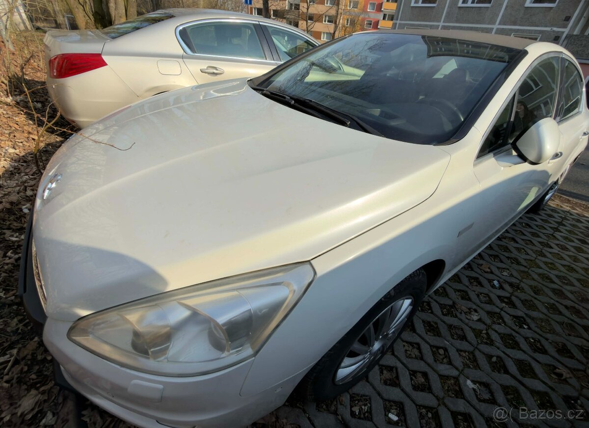 Peugeot 508 Hybrid4 - 5